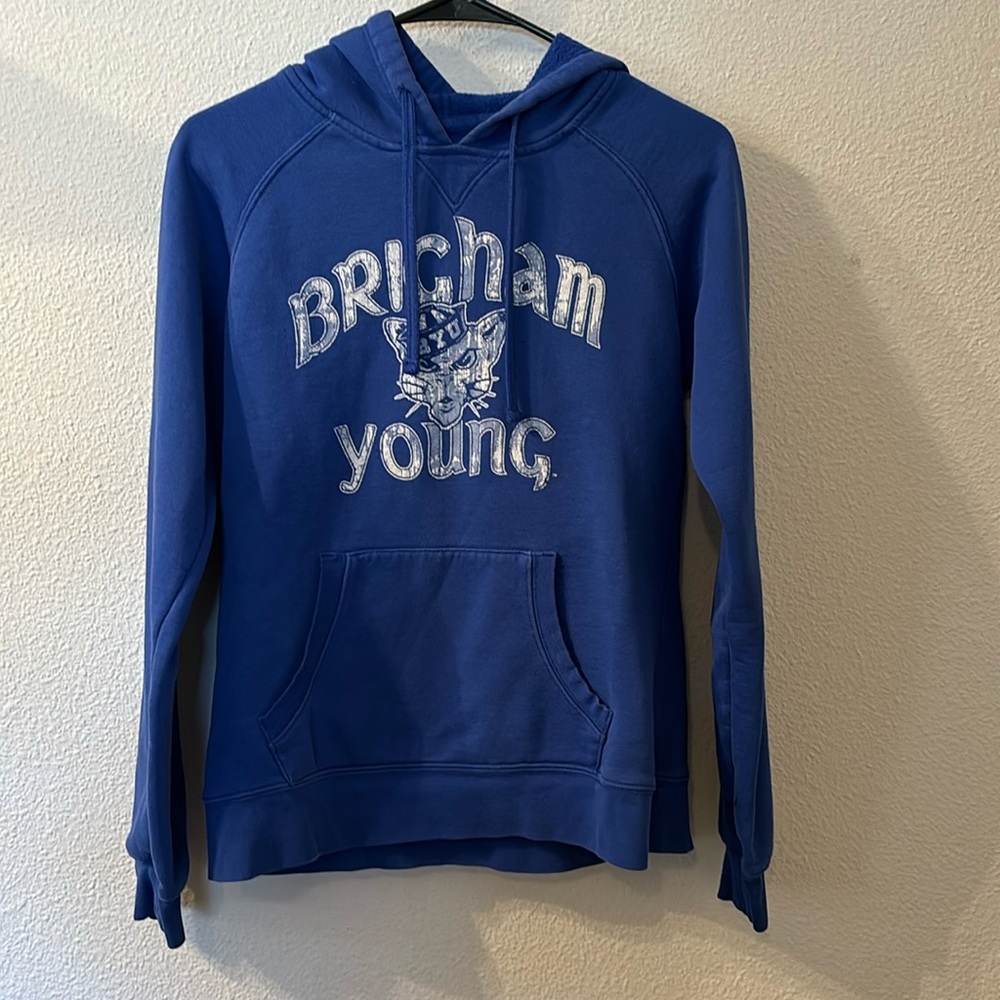 Champion Brigham Young hoodie size medium